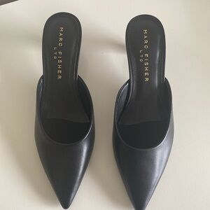 NWT Marc Fisher Kitten Heels